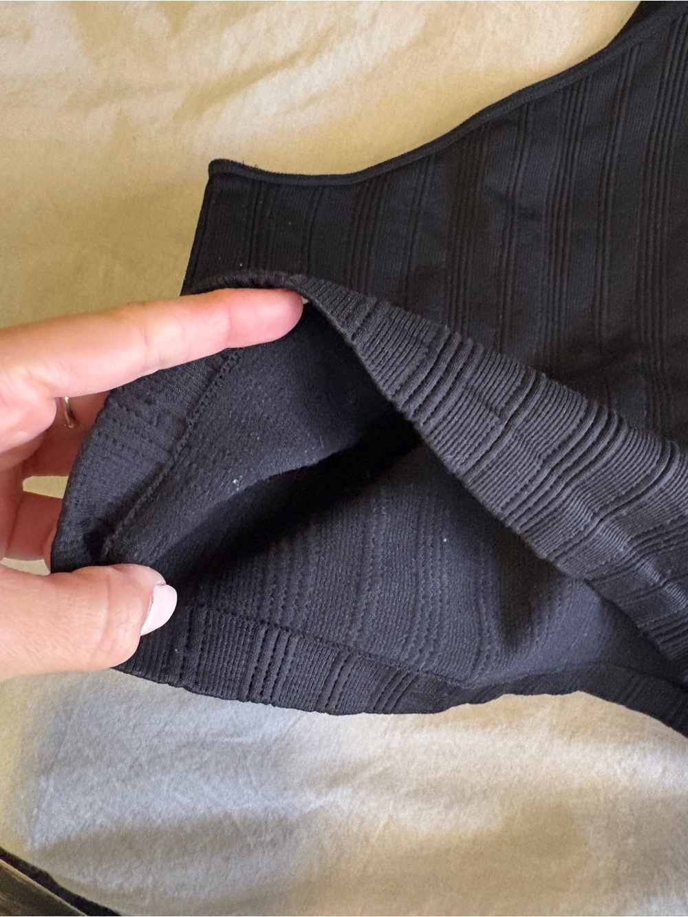 One-Shoulder Ribbed Crop Top - Picture 5 of 7
